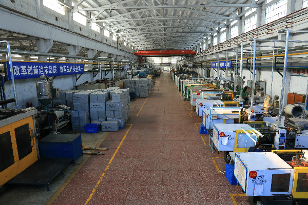 注塑廠家那么多,為什么他們都選擇了新鄉(xiāng)仲達(dá)？